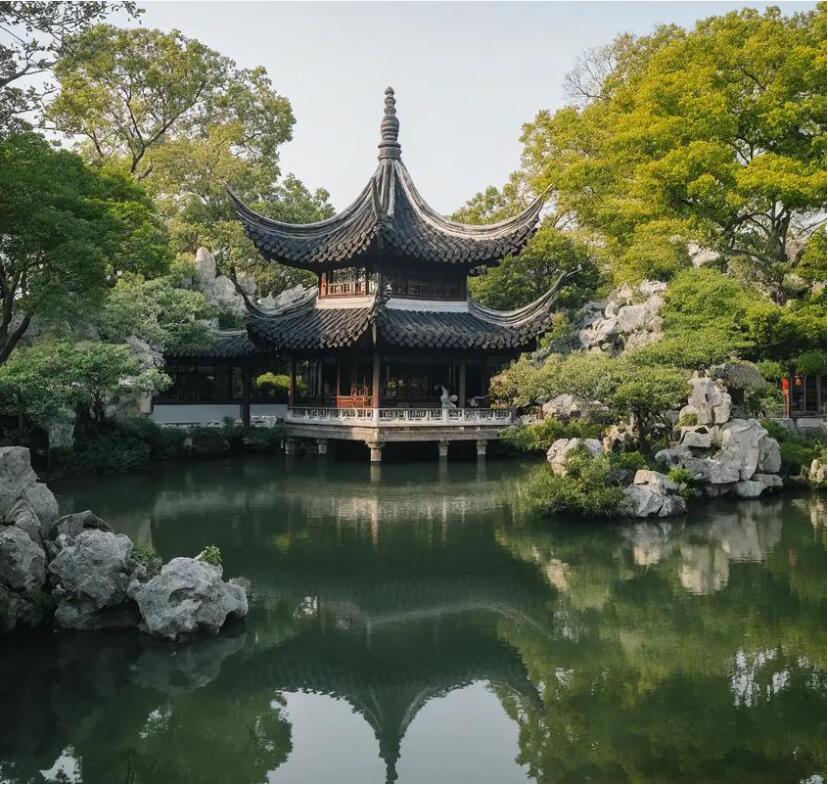 鹤壁山城访卉餐饮有限公司